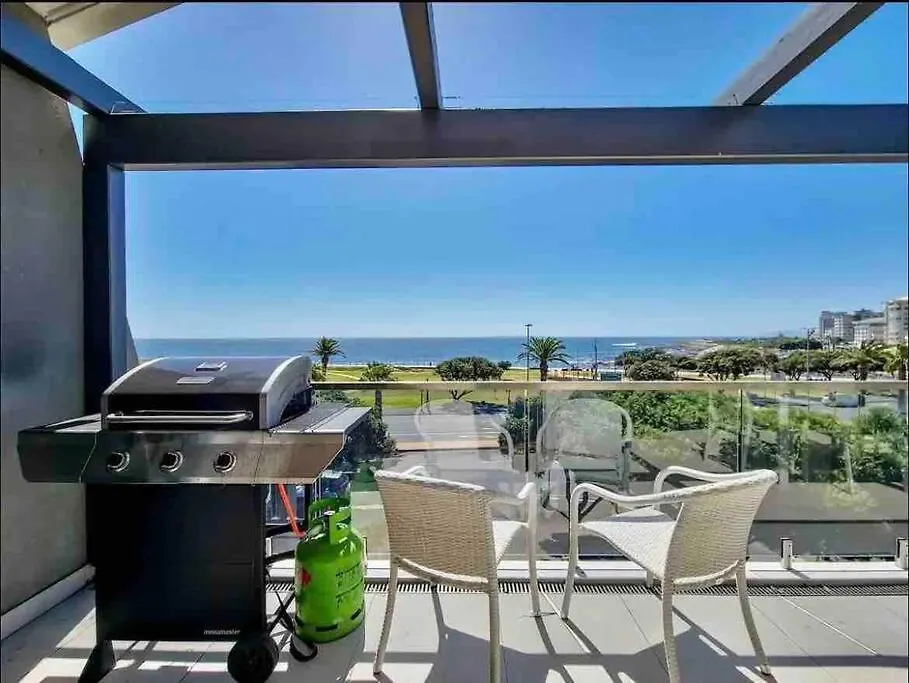 Beach Front Bliss + Inverter+Parking Cape Town