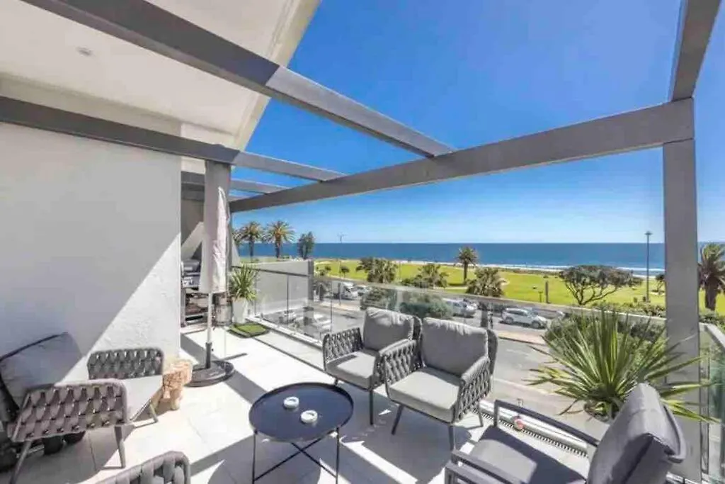 Beach Front Bliss + Inverter+Parking Cape Town Güney Afrika